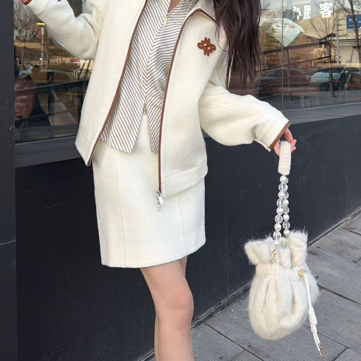 蛋酒色皮革镶边短款半裙时尚百搭