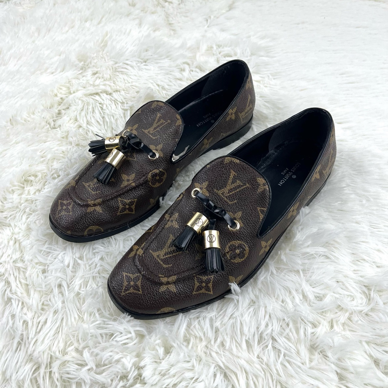 95新 LouisVuitton/路易威登 老花满印乐福鞋棕色 36码 咩