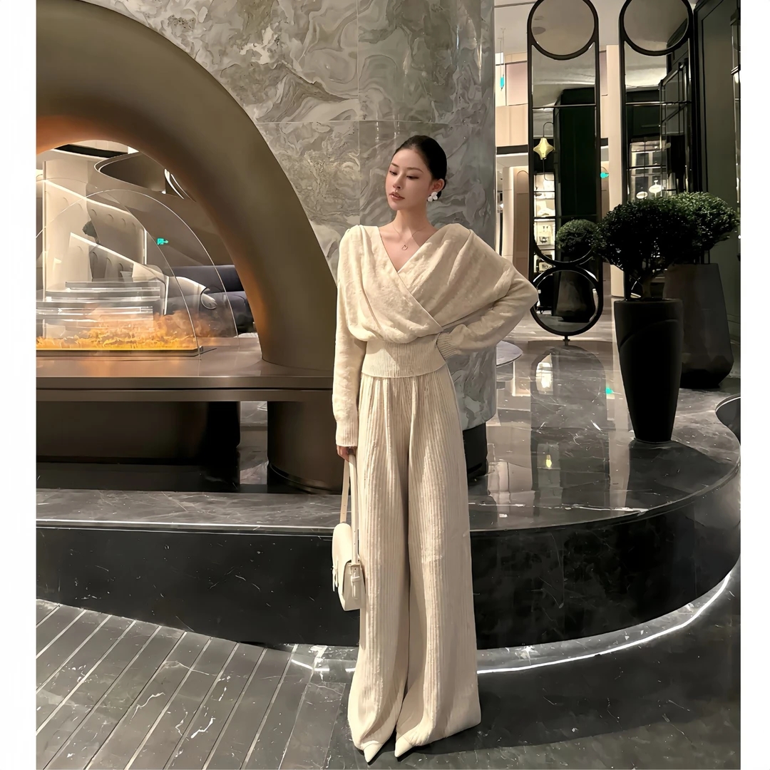 大码慵懒风韩式新款秋冬休闲显瘦阔腿裤收腰上衣