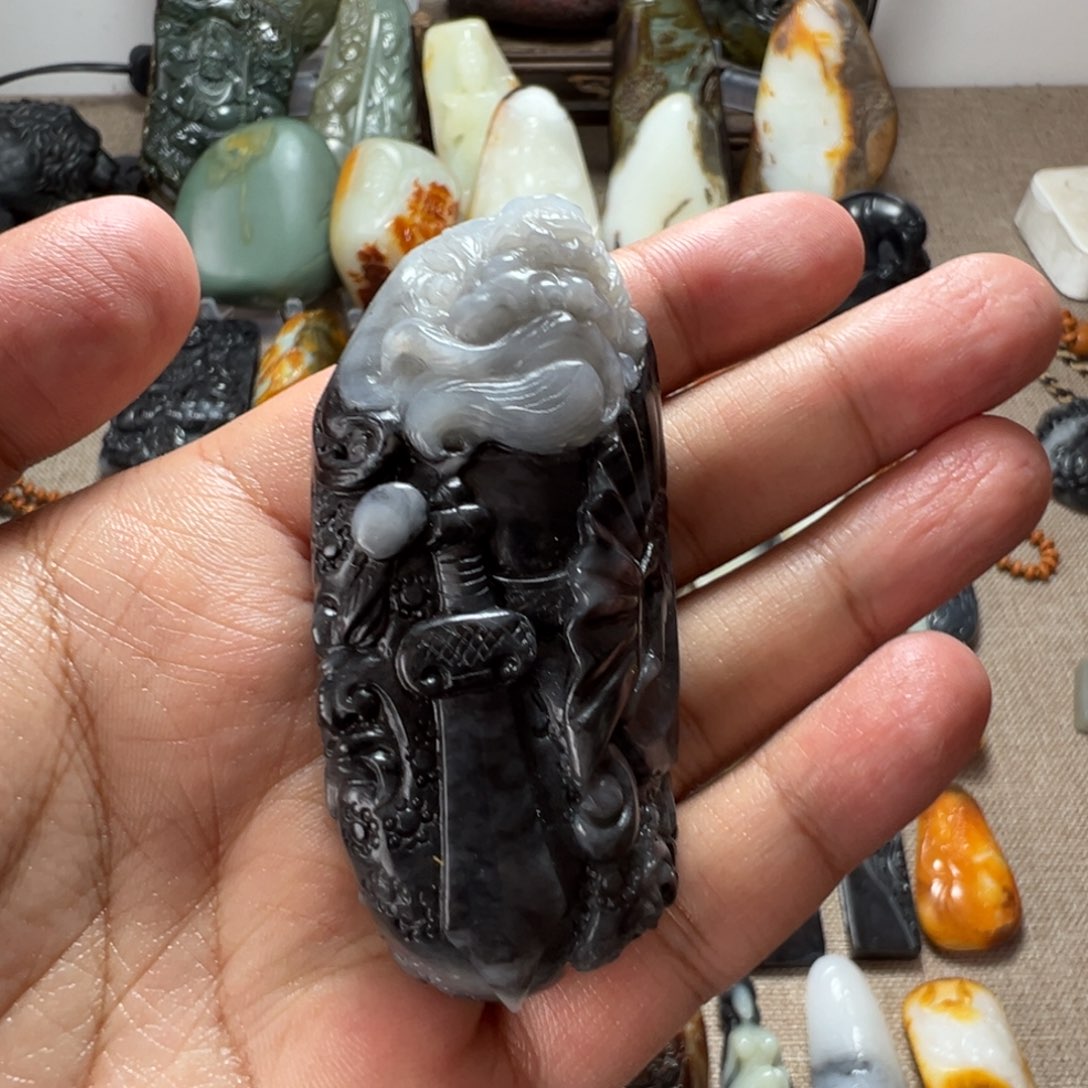 和田玉未镶嵌挂件钟馗