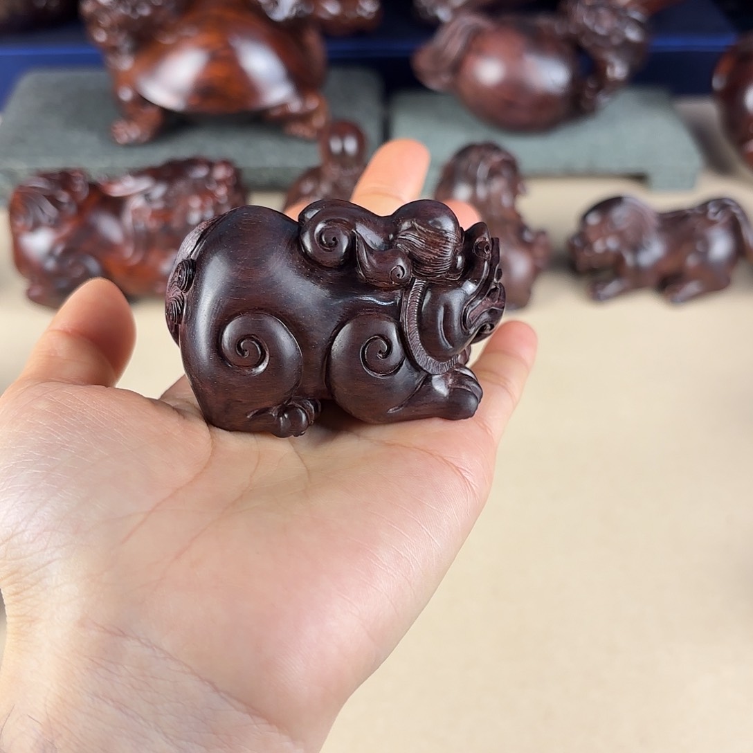 黄花梨/降香黄檀把件把件