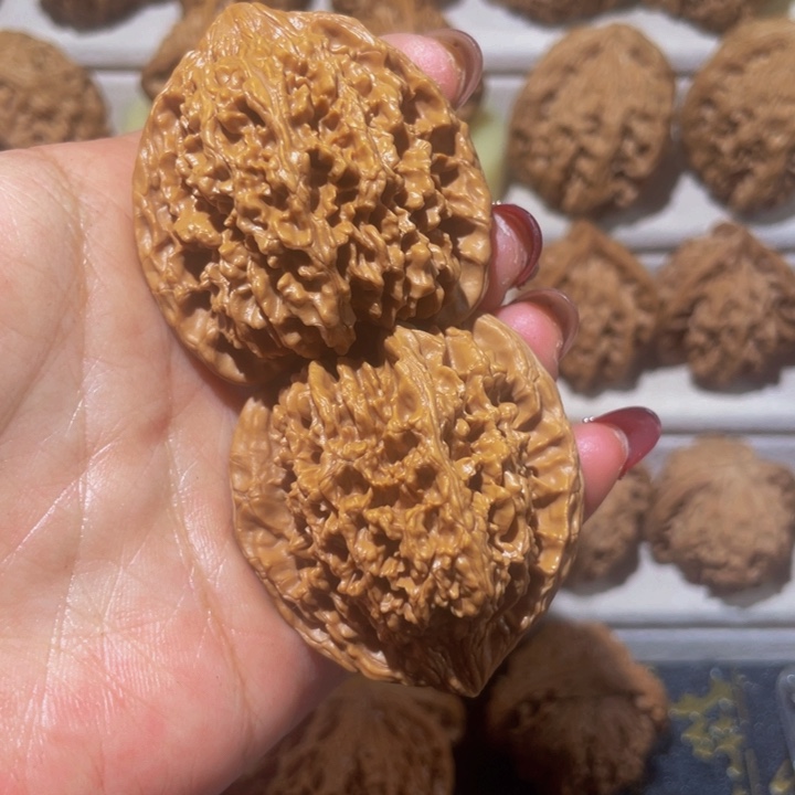 【闪购商品】文玩核桃吊坠徐*i满天星