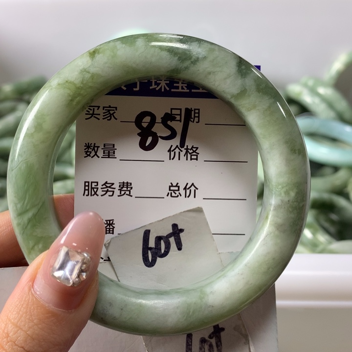 蛇纹石玉手镯未镶嵌851