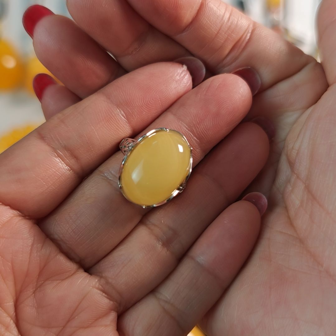 银S925镀金镶嵌蜜蜡戒指