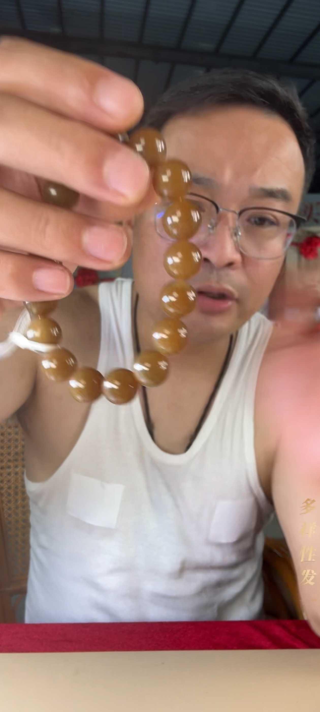 [10.27-一哥精选]和田玉手串 多样性发一 014