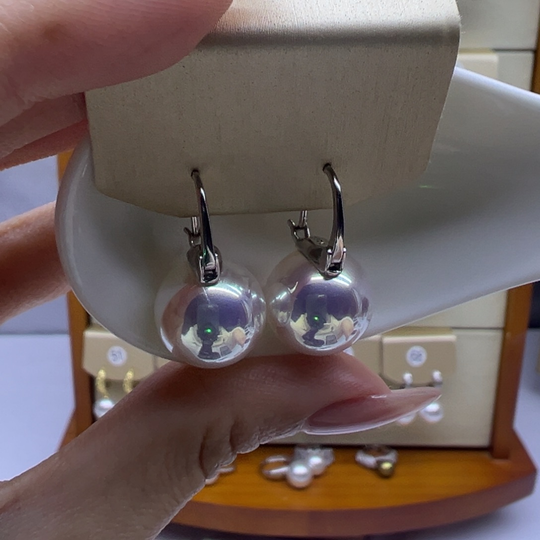 淡水珍珠银S925镶嵌耳饰