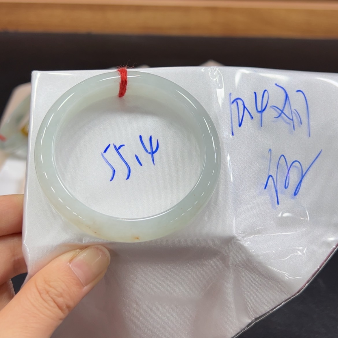 【闪购商品】翡翠手镯未镶嵌手镯