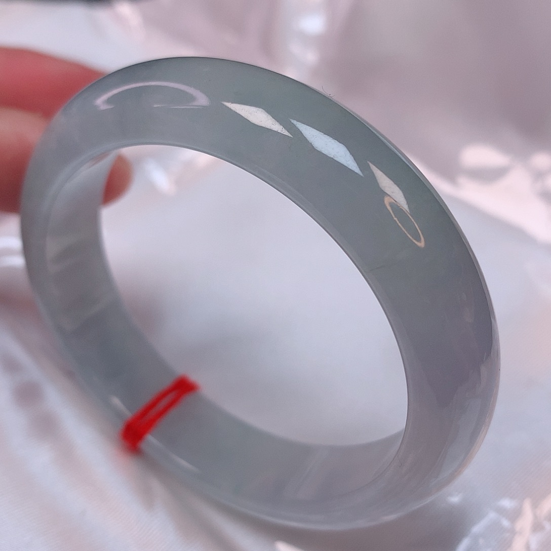 翡翠手镯（贵妃镯）未镶嵌56