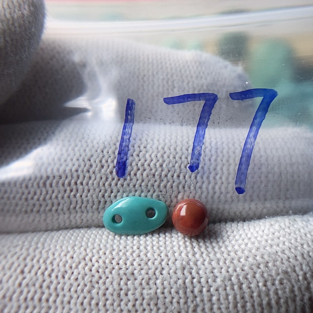 南红玛瑙未镶嵌珠宝奇石