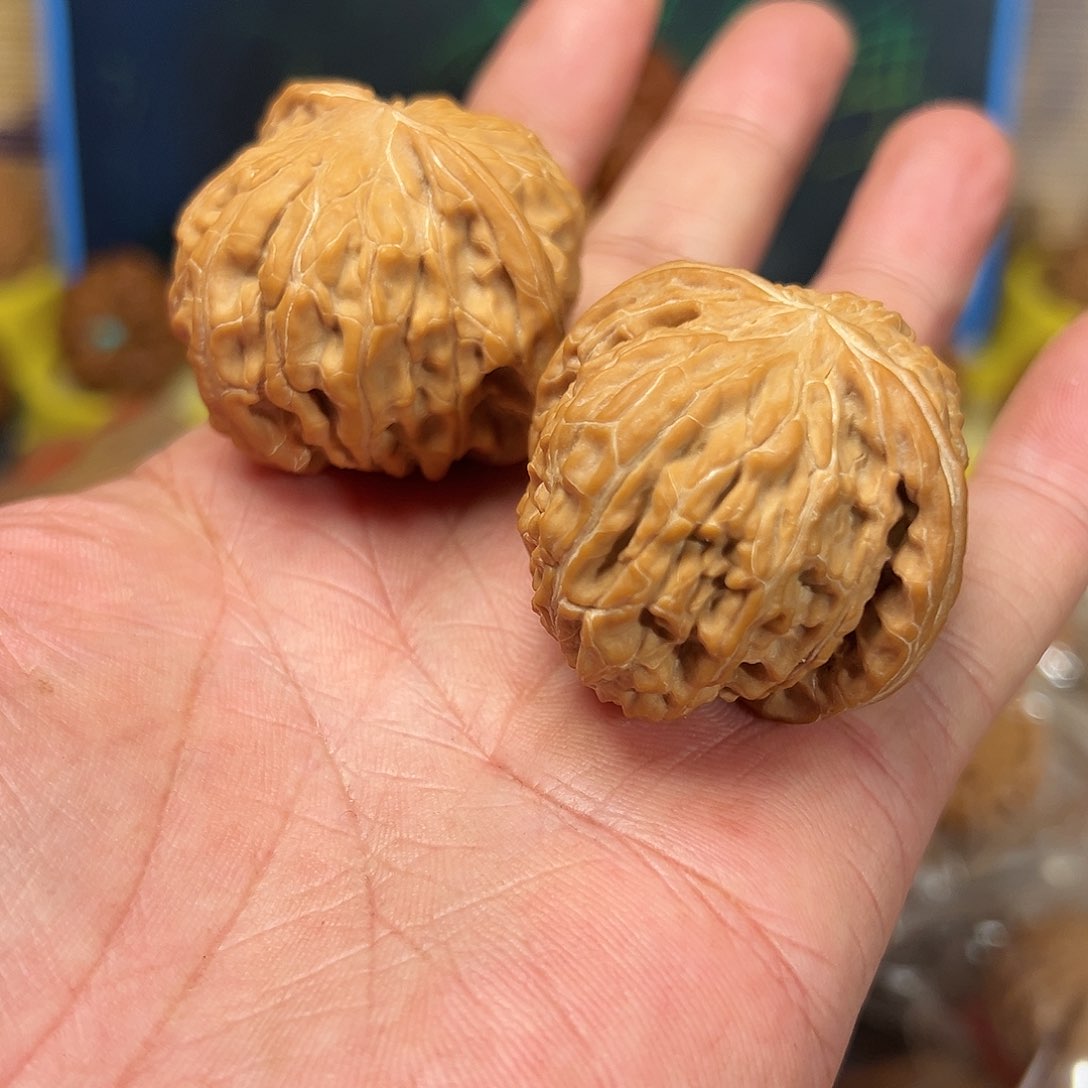 桃核吊坠F*墨盘核桃