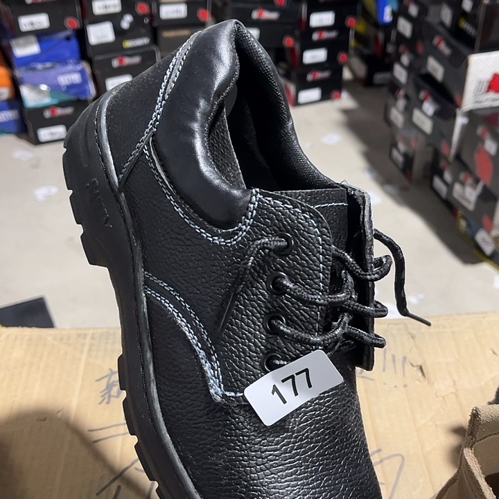 44尺码编号177劳保鞋