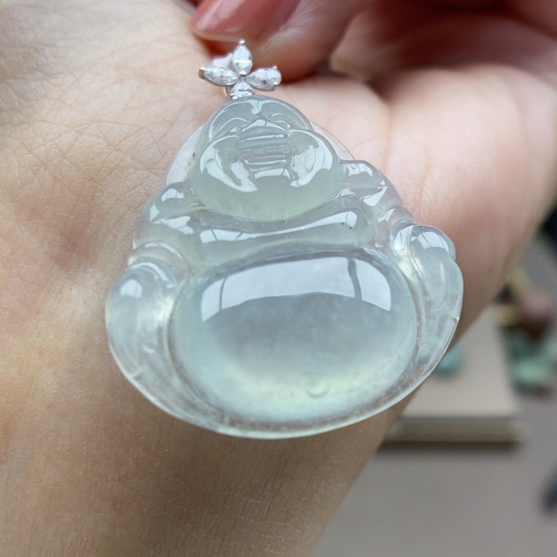 翡翠18K金镶嵌颈饰吊坠81