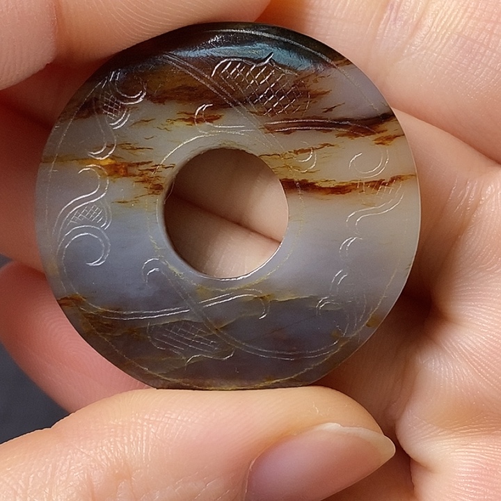 和田玉（糖玉）车挂未镶嵌一**伴