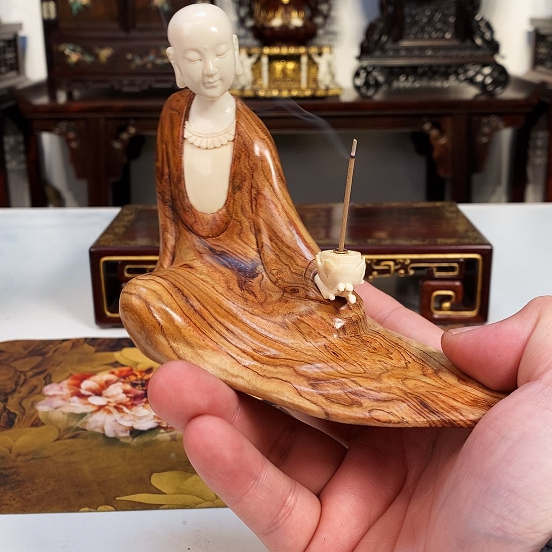 香枝木类成套家具逍****！