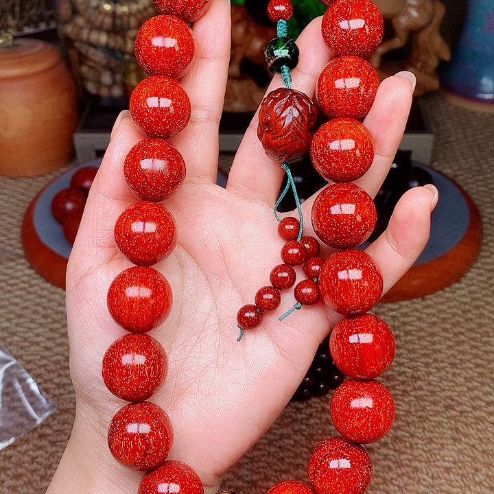 檀香紫檀（小叶紫檀）桃2.0红手持