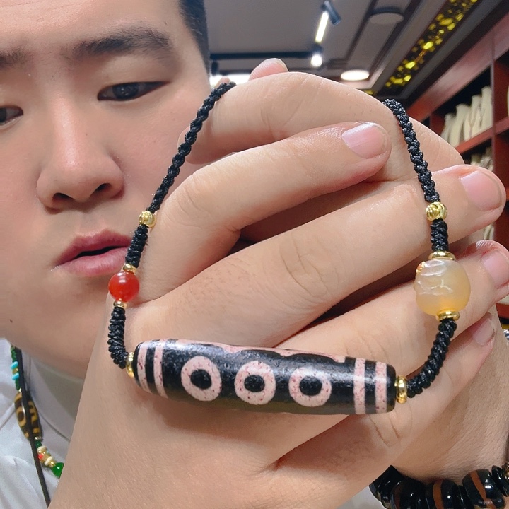 未镶嵌玛瑙/玉髓珠宝奇石