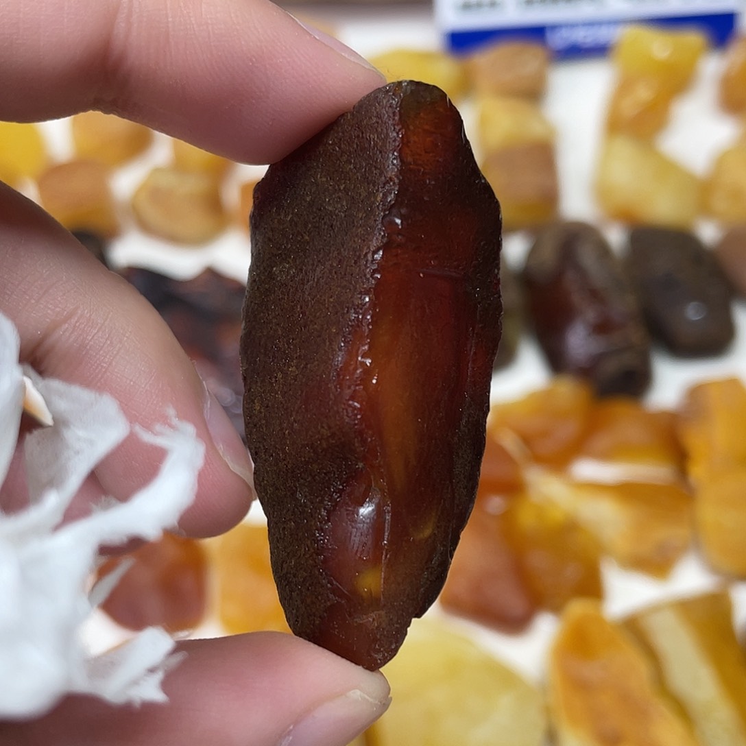 定制琥珀未镶嵌原矿琥珀