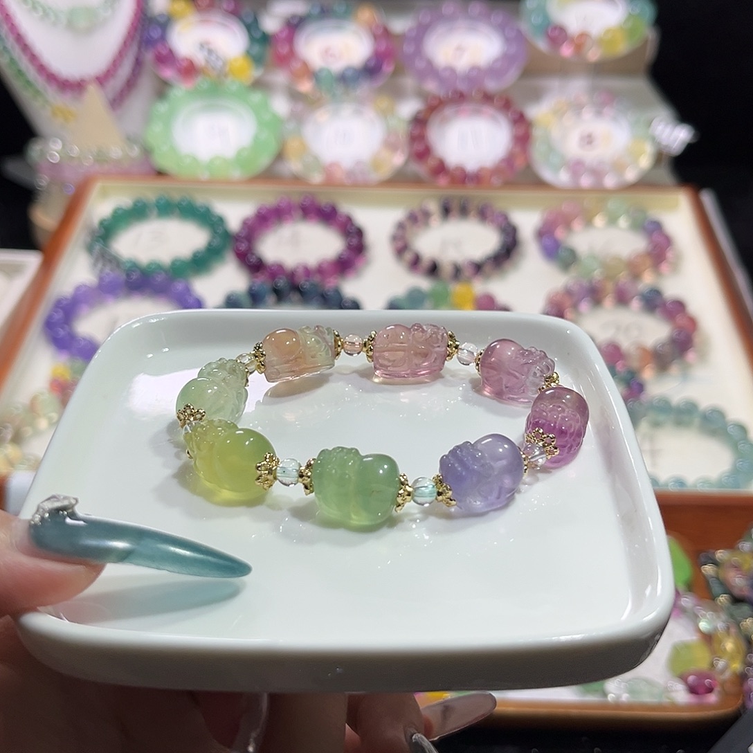 未镶嵌手链萤石渐变貔貅