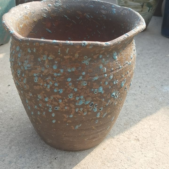 红陶口25高25瑕疵