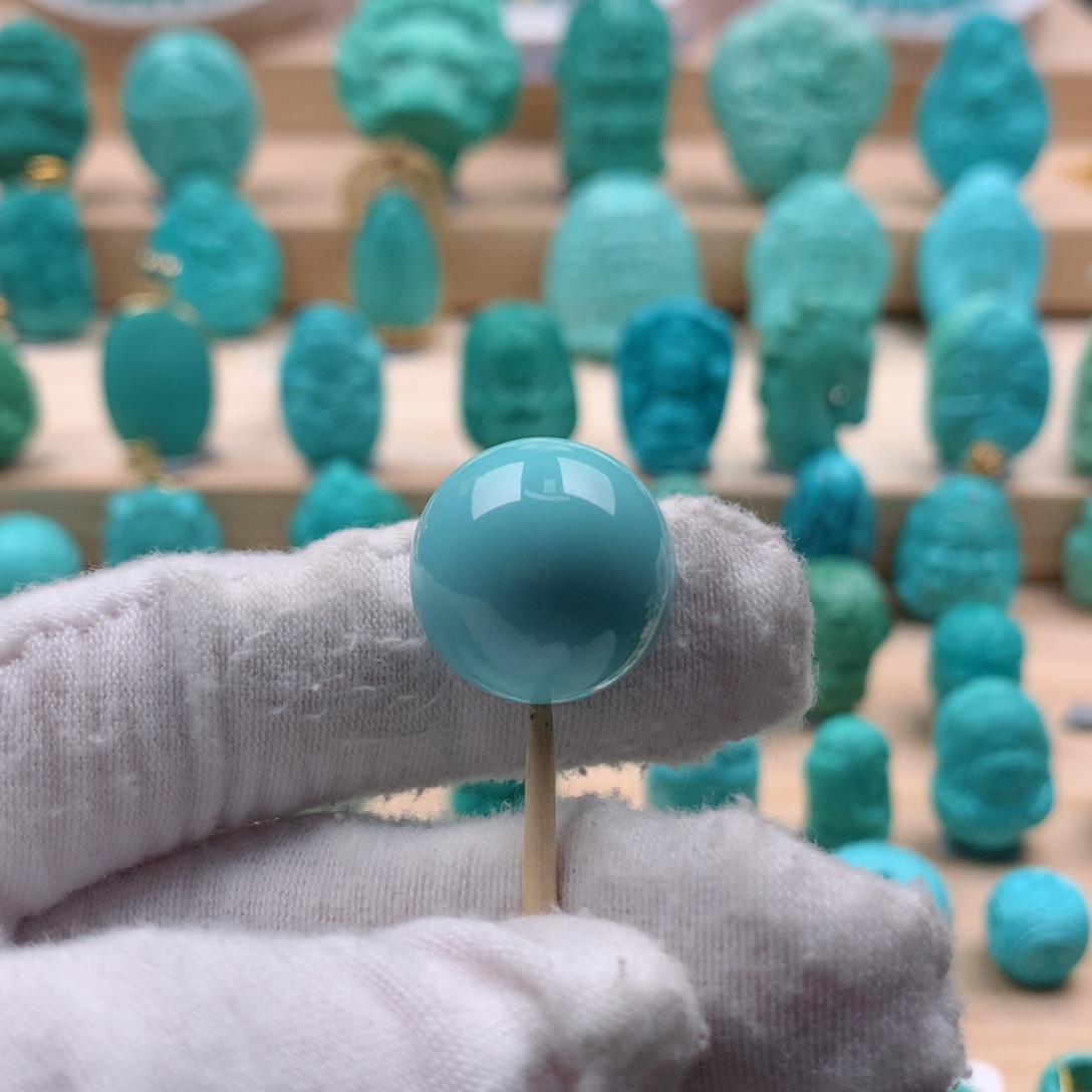 绿松石配饰未镶嵌