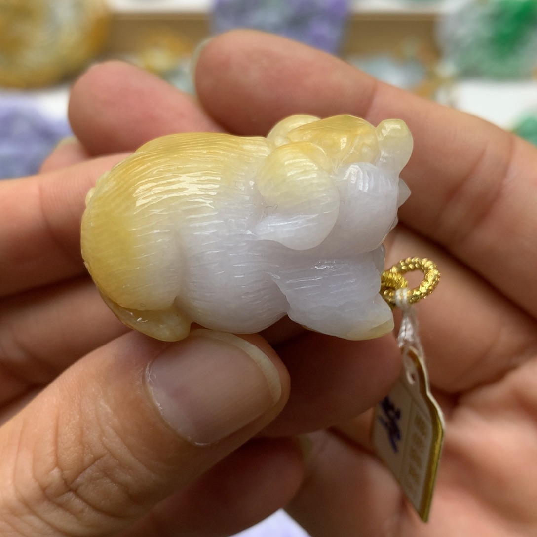 翡翠未镶嵌颈饰翡翠