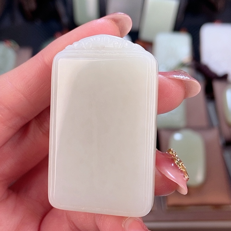 【闪购商品】和田玉颈饰未镶嵌