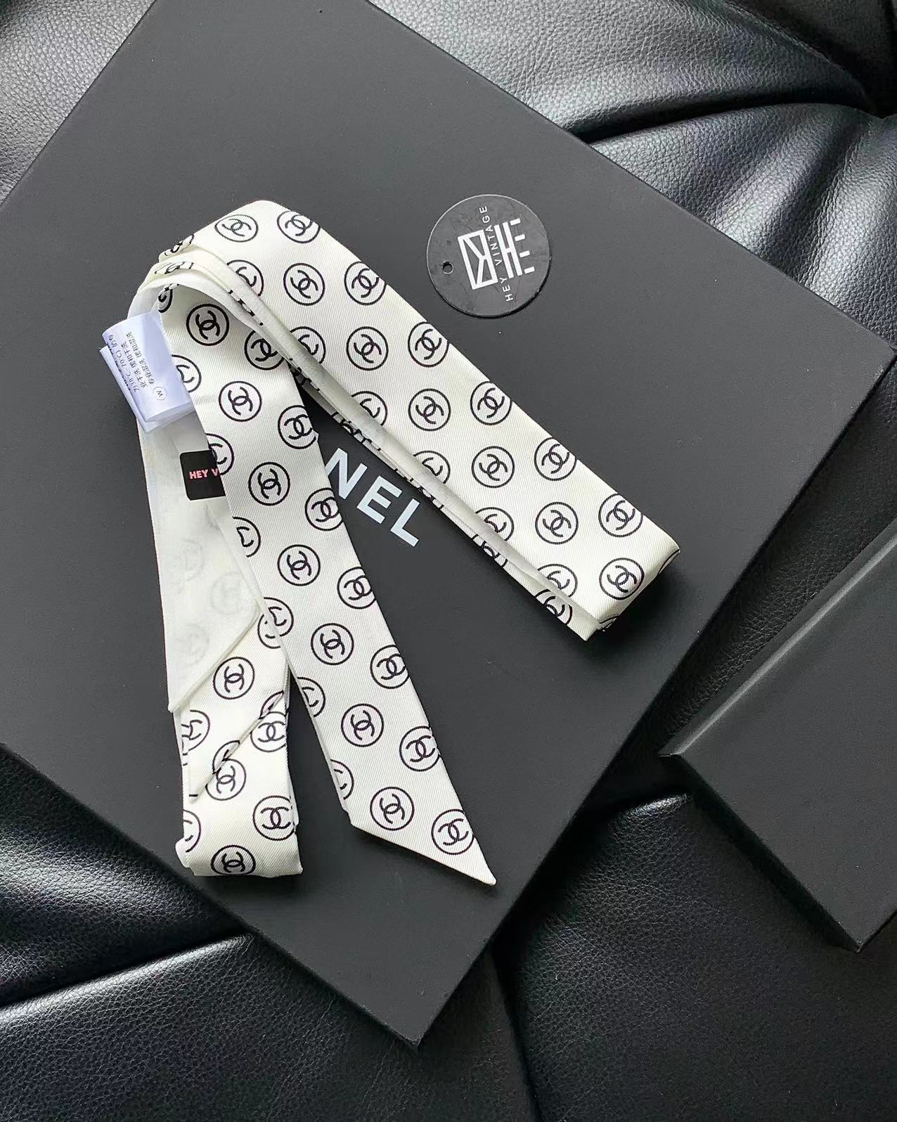 未使用 Chanel/香奈儿 25k白色twilly丝巾 全新全套 16649983