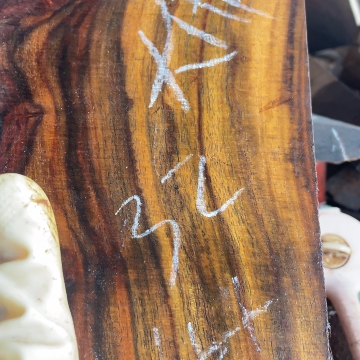 交趾黄檀（大红酸枝）福***勒