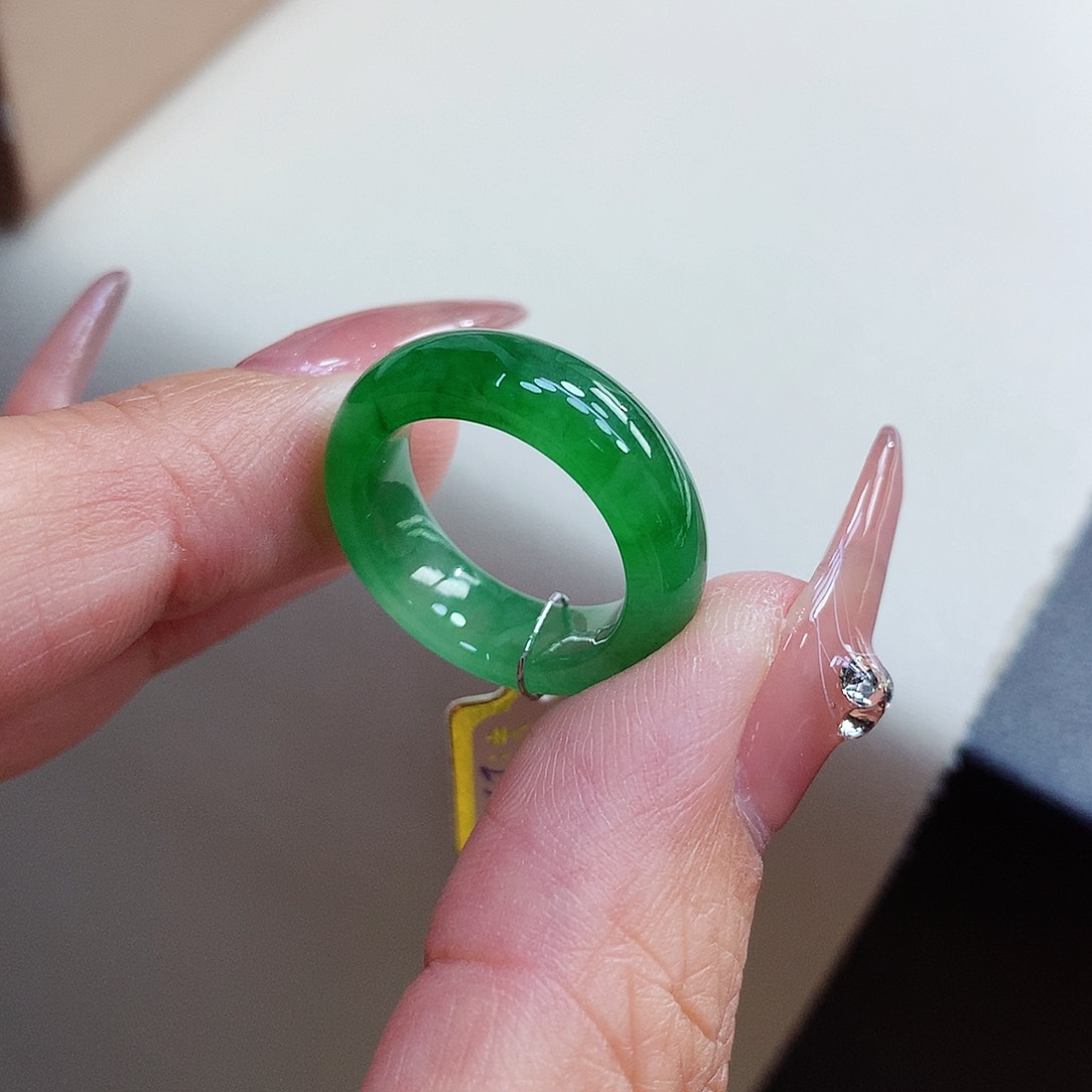 翡翠戒指未镶嵌11号