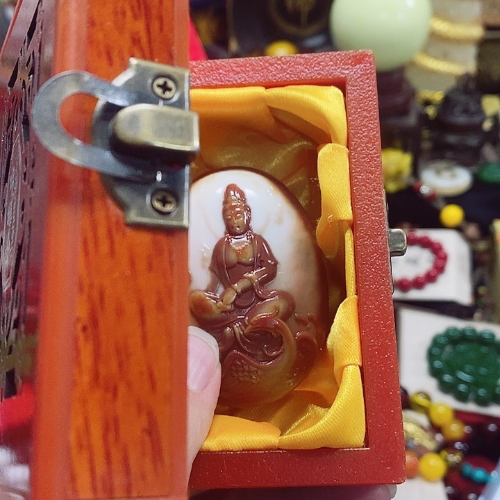 织绣摆件的事怎么处理的这么