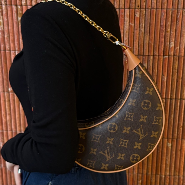 全新未使用 LV 路易威登/Louis Vuitton Loop 月亮包 11766174