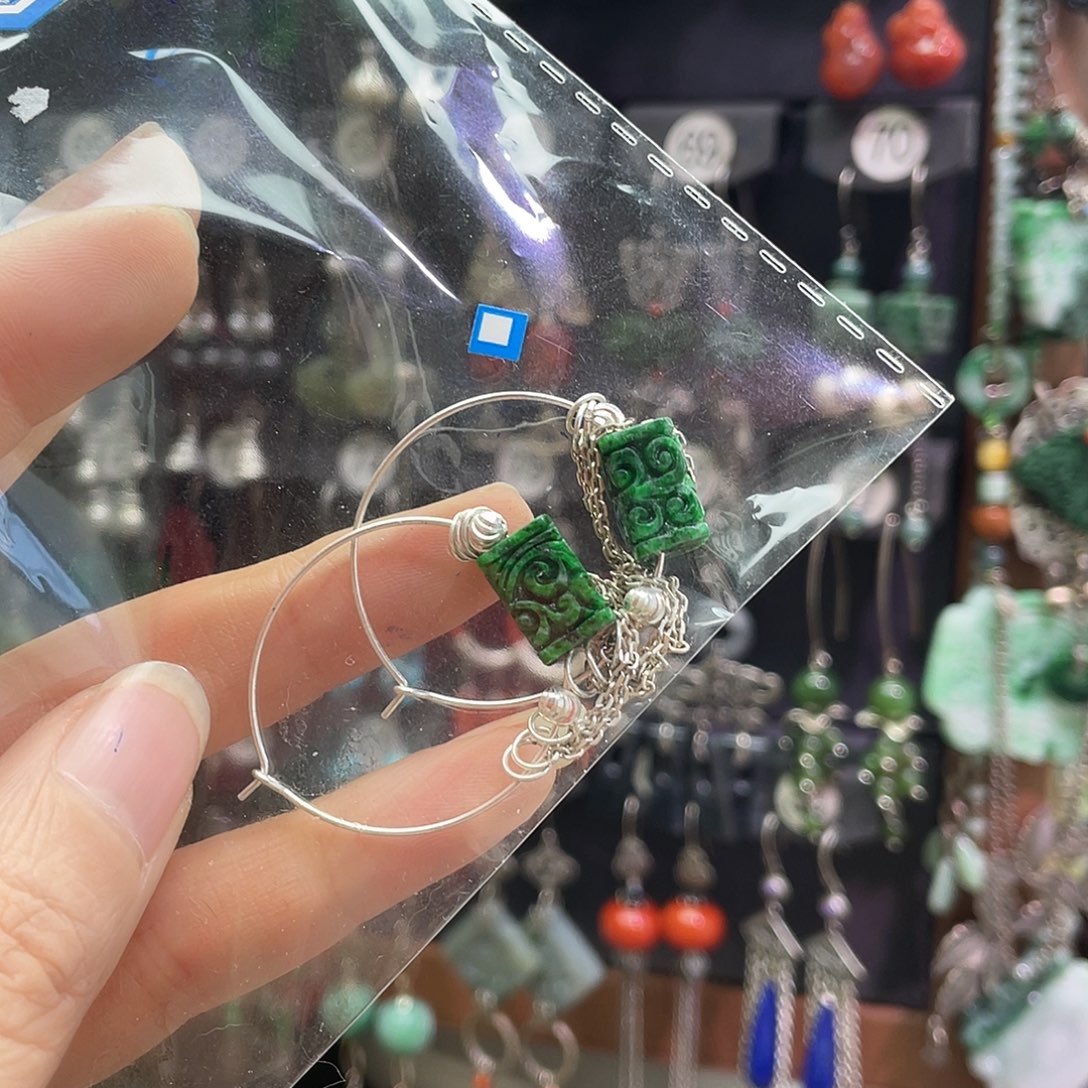 罗***翡翠银S925镶嵌耳饰975jjhhj