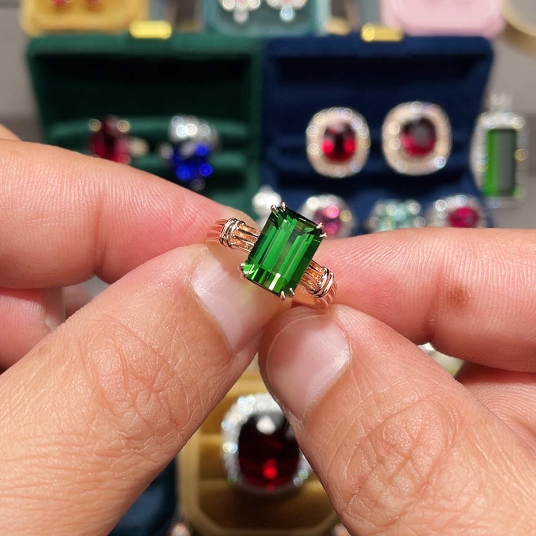 戒指碧玺18K金镶嵌3.4ct