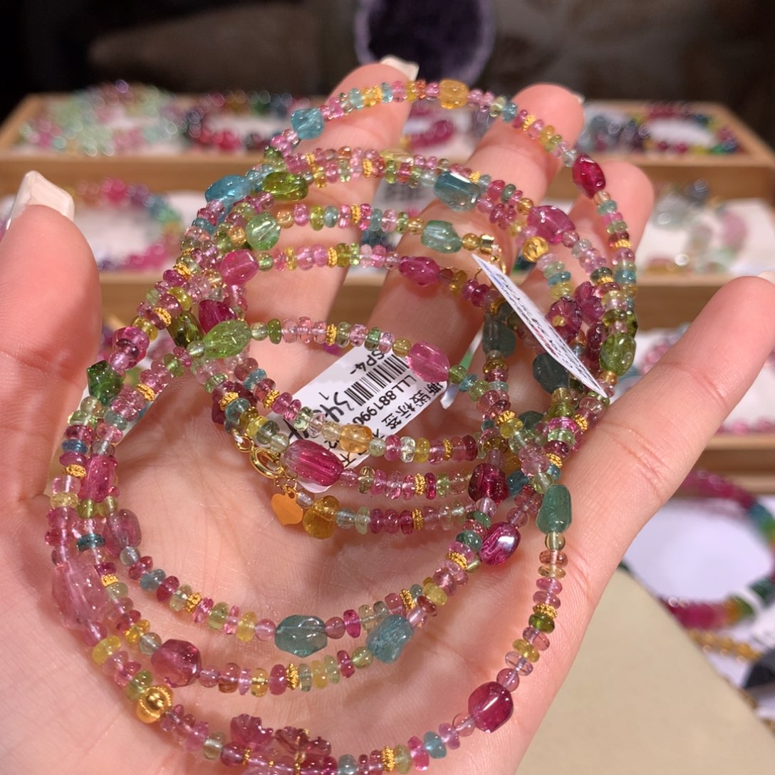 碧玺多样性发货一件未镶嵌