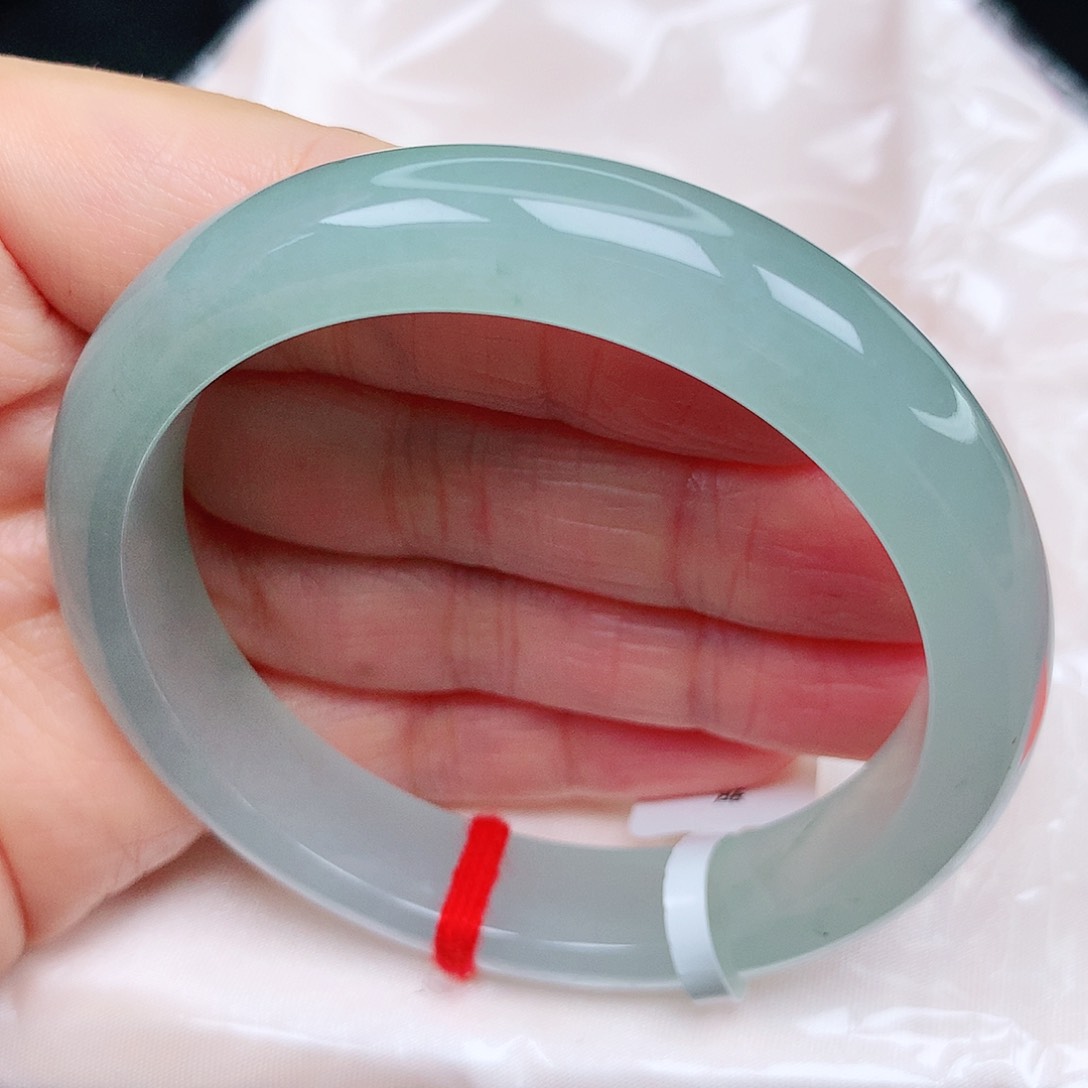 翡翠手镯未镶嵌冰蓝2