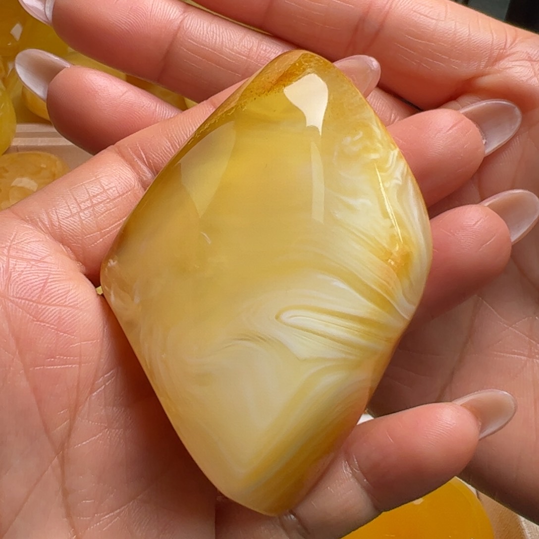 蜜蜡吊坠(不含链)未镶嵌