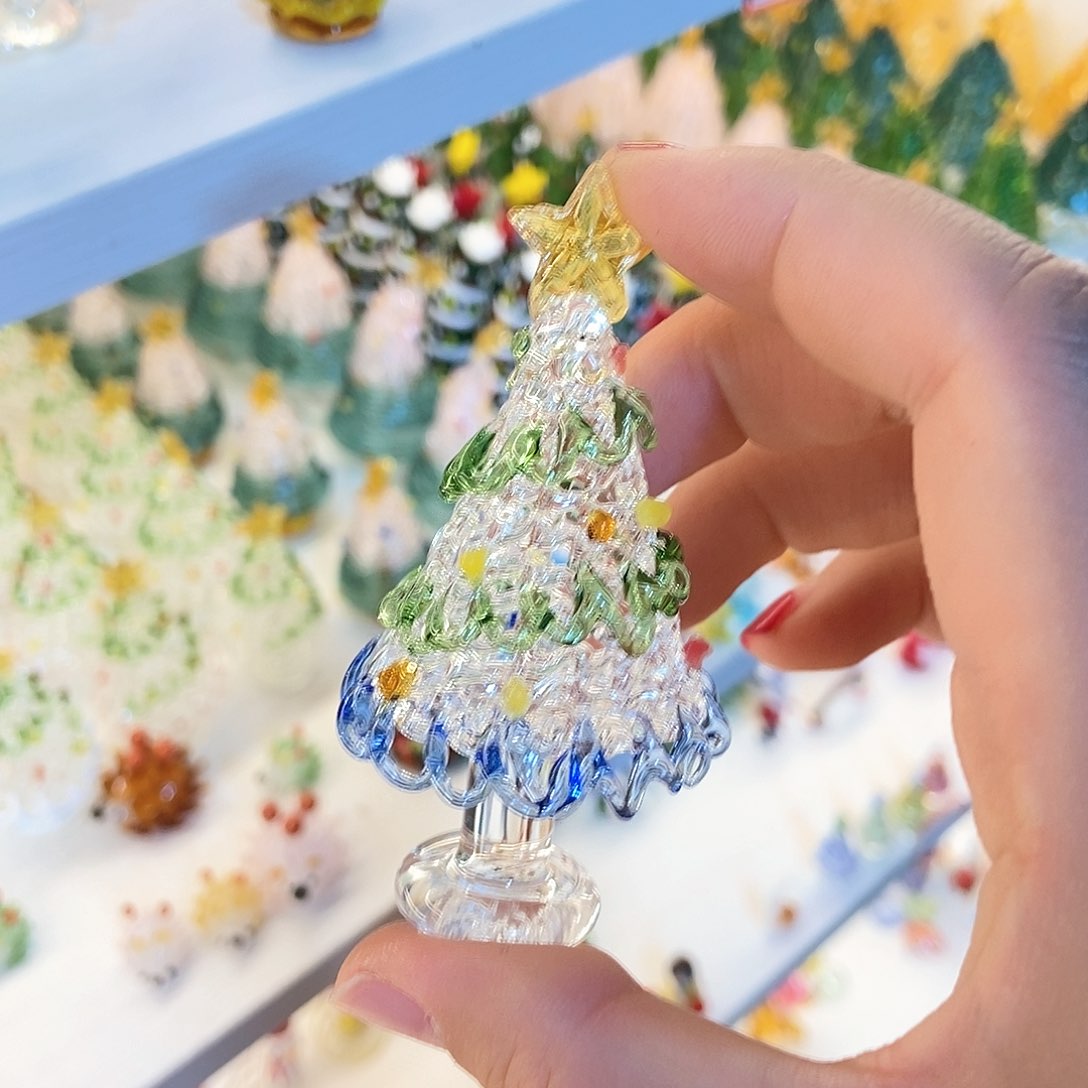 琉璃手工艺品蓝边