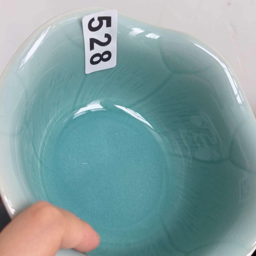 青瓷哈哈哈哈哈哈哈哈哈哈哈哈