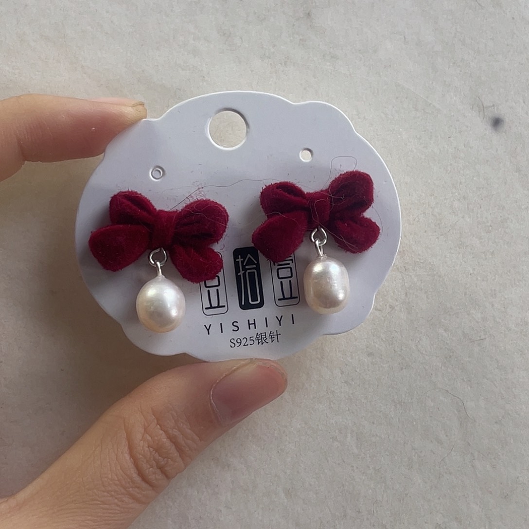 淡水珍珠耳饰未镶嵌