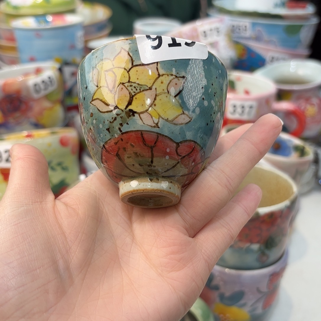 瓷片兔兔好可爱呀打