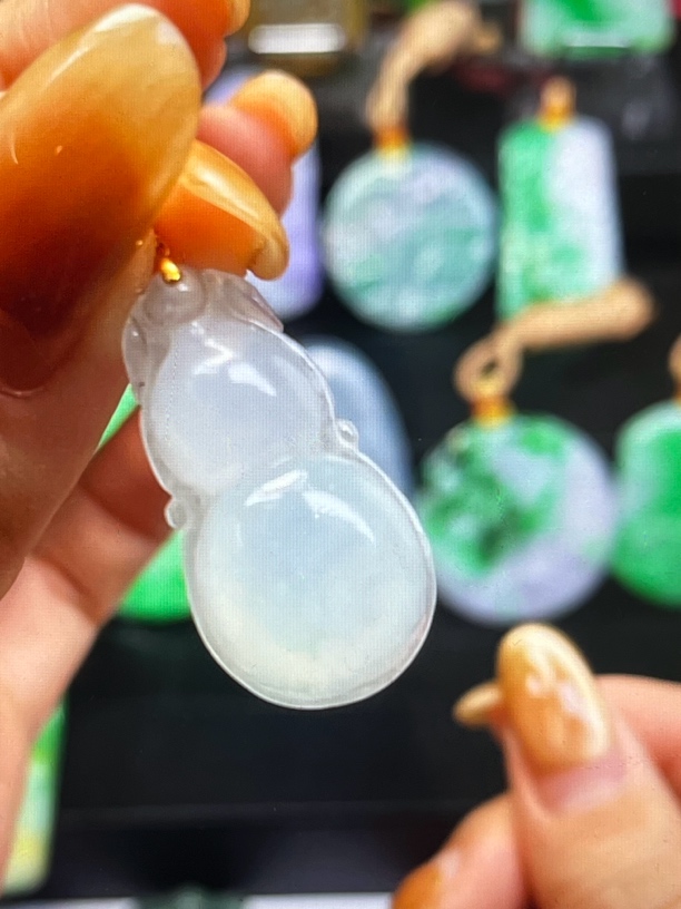 翡翠A货一物一证