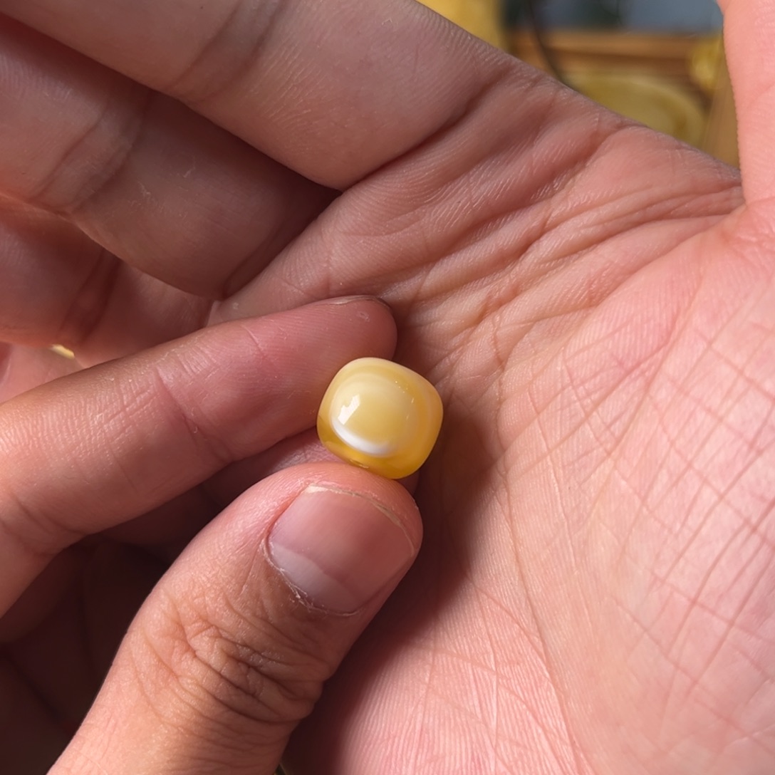 琥珀裸石未镶嵌蜜蜡老型13毫米