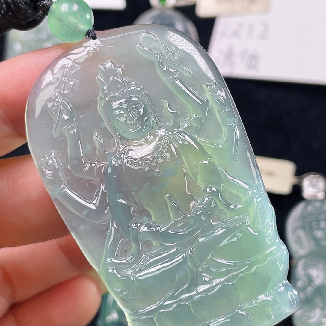 颈饰未镶嵌翡翠2，