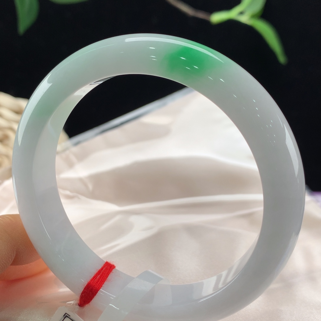 翡翠未镶嵌手镯111-0025