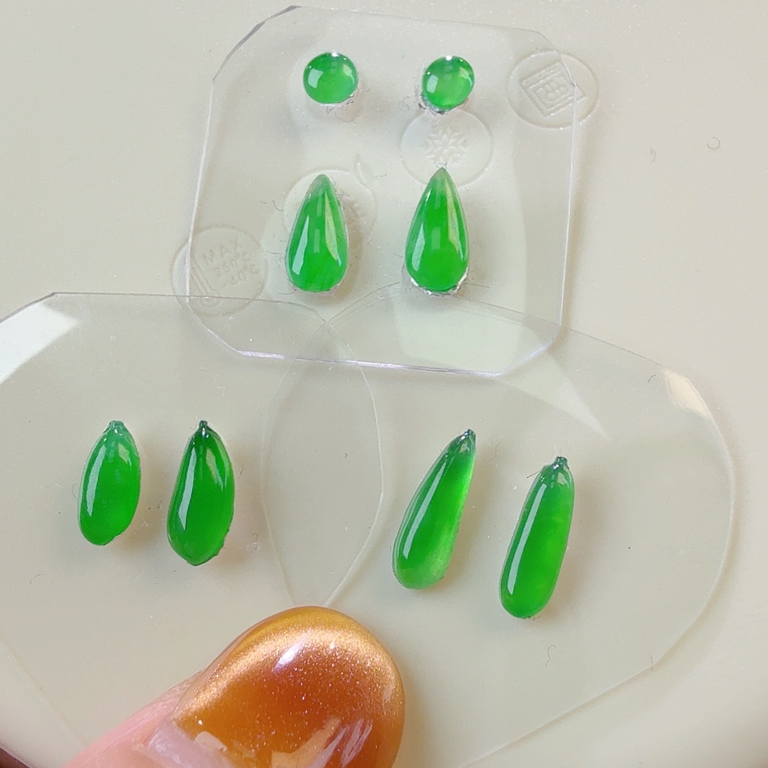 翡翠裸石多样性发其一