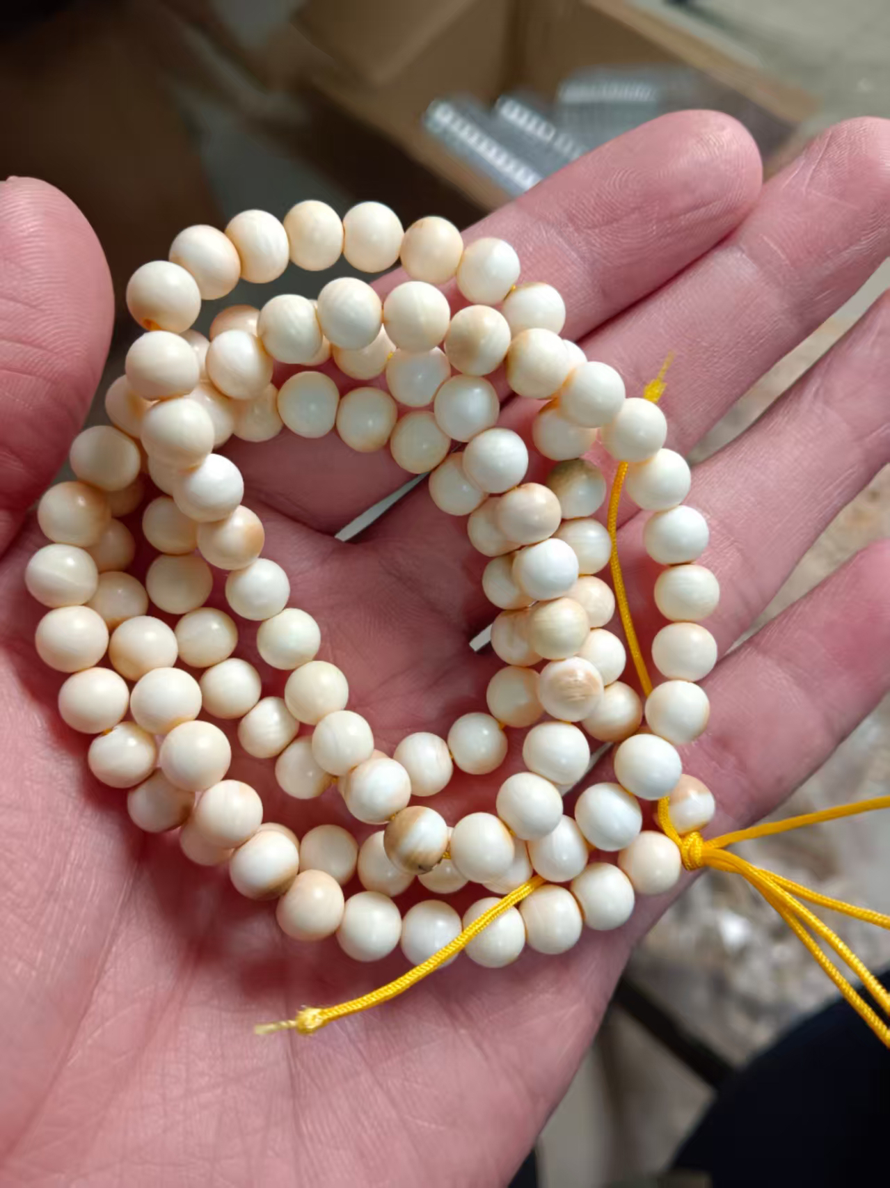 编号7551猛犸圆珠手串，