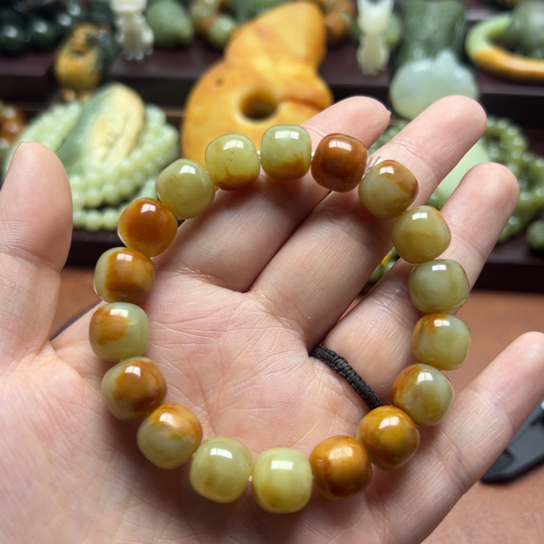 和田玉未镶嵌珠宝奇石