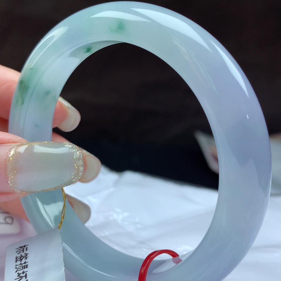 未镶嵌手镯翡翠114661，