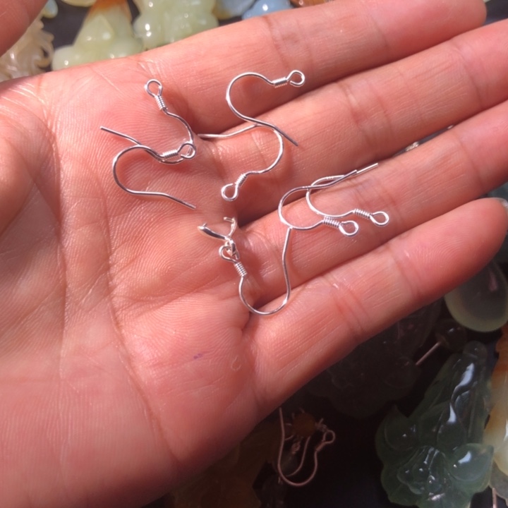 无****蛇纹石玉未镶嵌耳坠