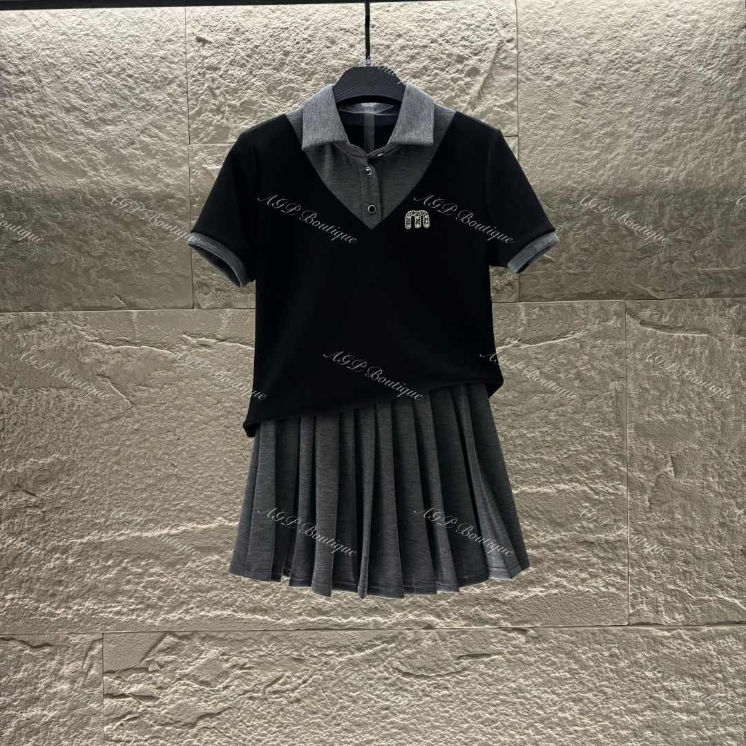 设计师款|<减龄系列>宽松版夏季T恤短裙休闲V领-T04